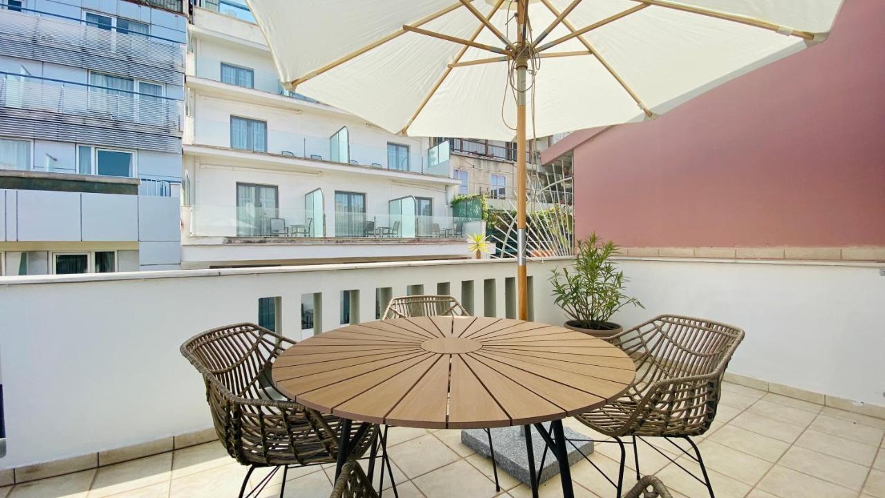 Central Syntagma Square Studio in Athens - Shell Esterno foto